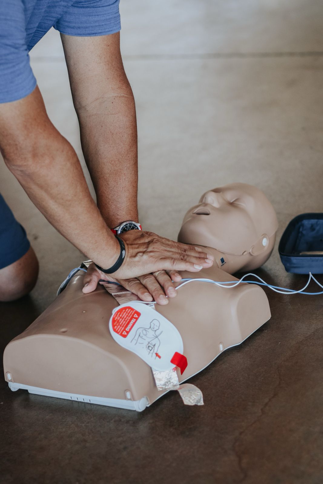 Praktický nácvik resuscitácie a použitia AED